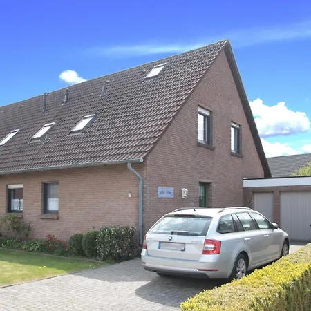 Apartment In *